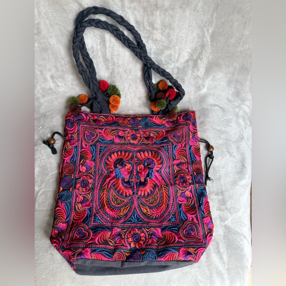 Disney Parks x Lumily | Handmade Embroidered Boho Tassel Bag – Thailand - Picture 2 of 10
